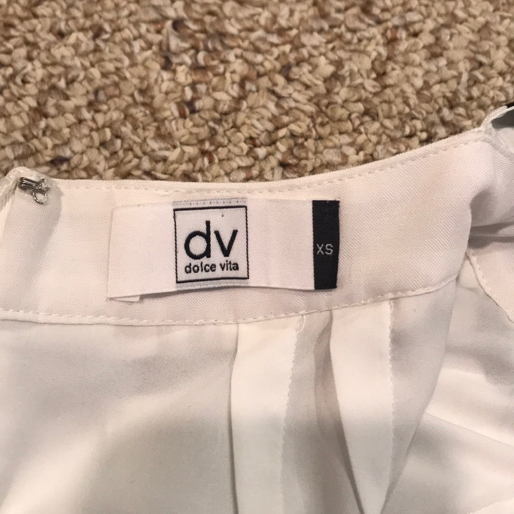 DV Black & White Striped Dress - Picture 8 of 9